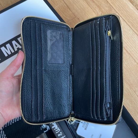 Steve Madden Scarf and Wallet Set - Picture 3 of 4